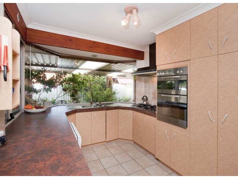 3 Madeleine Crt, North Lake WA 6163