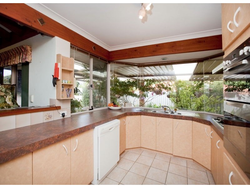 3 Madeleine Crt, North Lake WA 6163