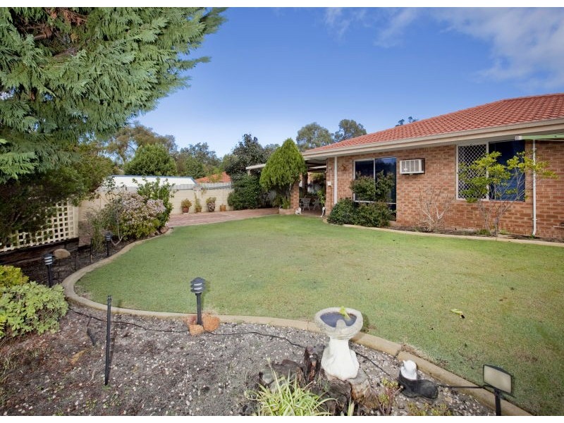 3 Madeleine Crt, North Lake WA 6163