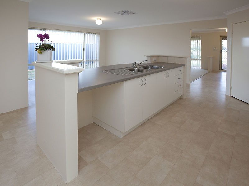 31 Portwine Ave, Byford WA 6122