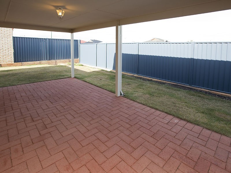 31 Portwine Ave, Byford WA 6122