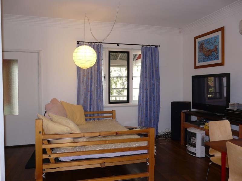 14 Derbal Street, Medina WA 6167