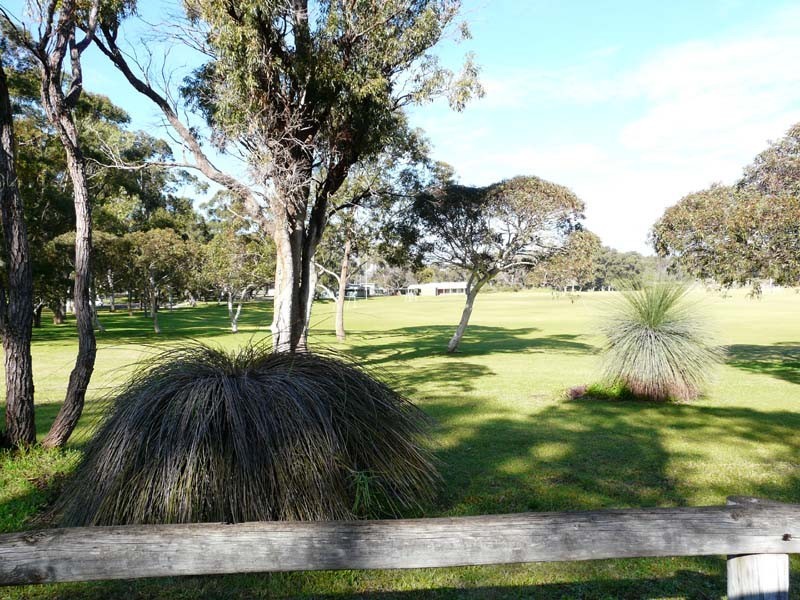 14 Derbal Street, Medina WA 6167