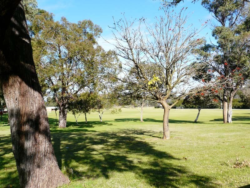 14 Derbal Street, Medina WA 6167