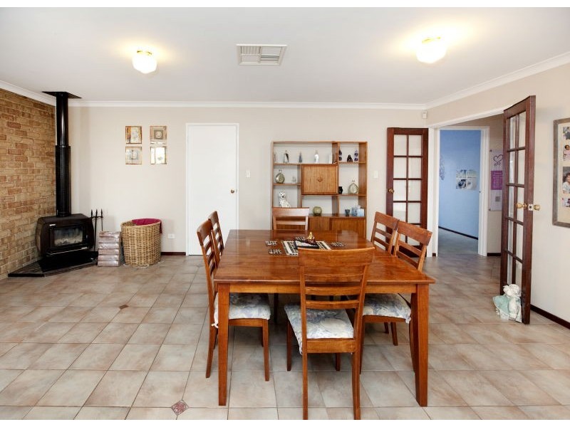 13 Silkwood Way, Beechboro WA 6063