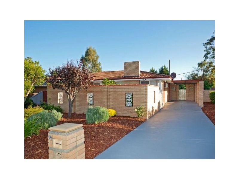 25 Kelton Way, Thornlie WA 6108