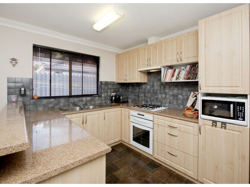 13 Cutter Crescent, Beldon WA 6027