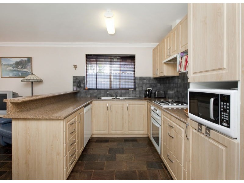 13 Cutter Crescent, Beldon WA 6027