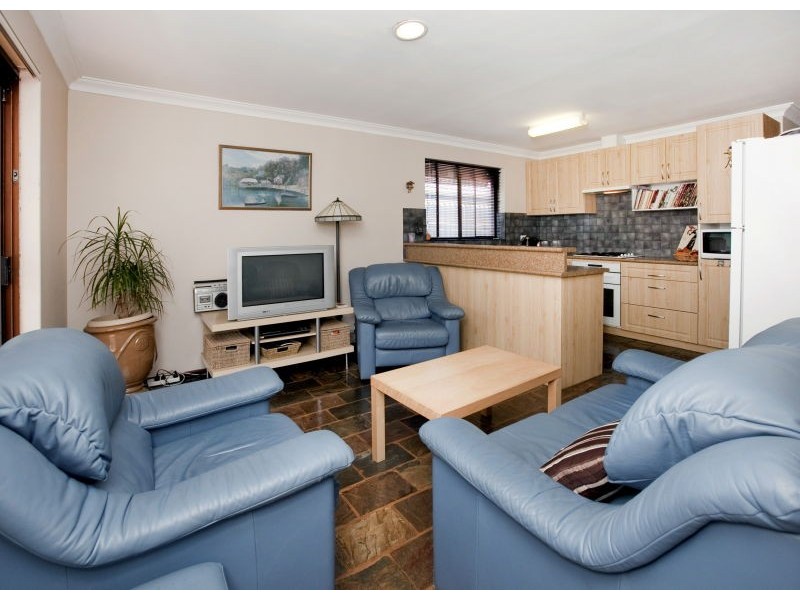 13 Cutter Crescent, Beldon WA 6027