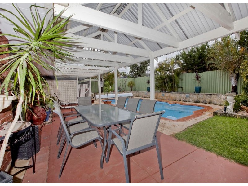 13 Cutter Crescent, Beldon WA 6027