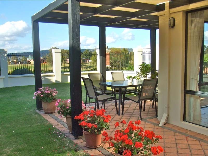 13 Bollinger Close, The Vines WA 6069
