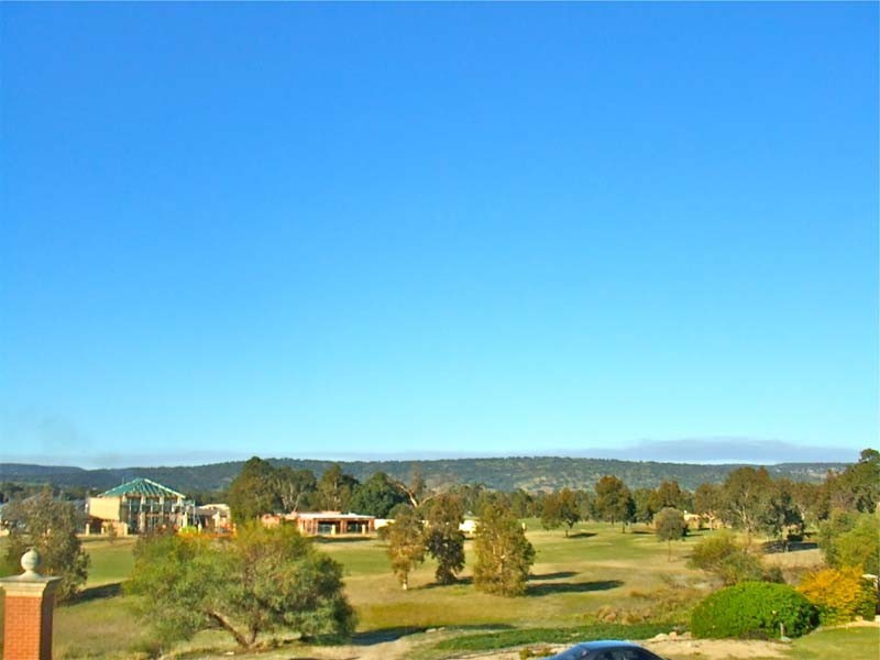 13 Bollinger Close, The Vines WA 6069