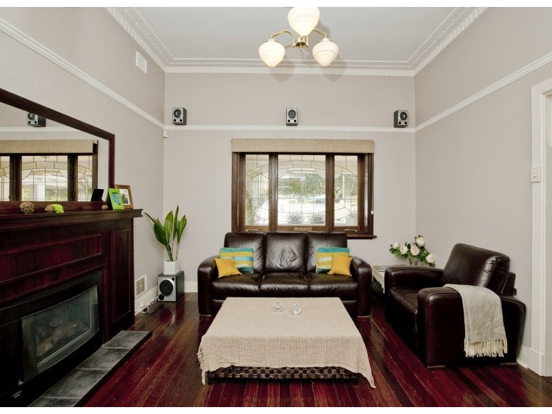 91 Dundas Road, Inglewood WA 6052