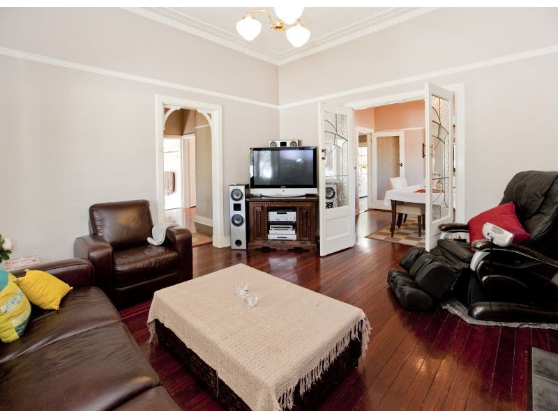 91 Dundas Road, Inglewood WA 6052