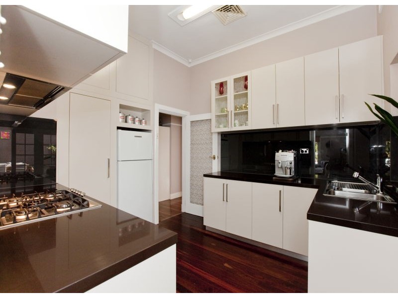 91 Dundas Road, Inglewood WA 6052