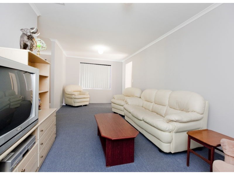 4/9 Sefton Place, Landsdale WA 6065