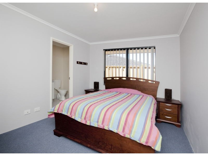 4/9 Sefton Place, Landsdale WA 6065