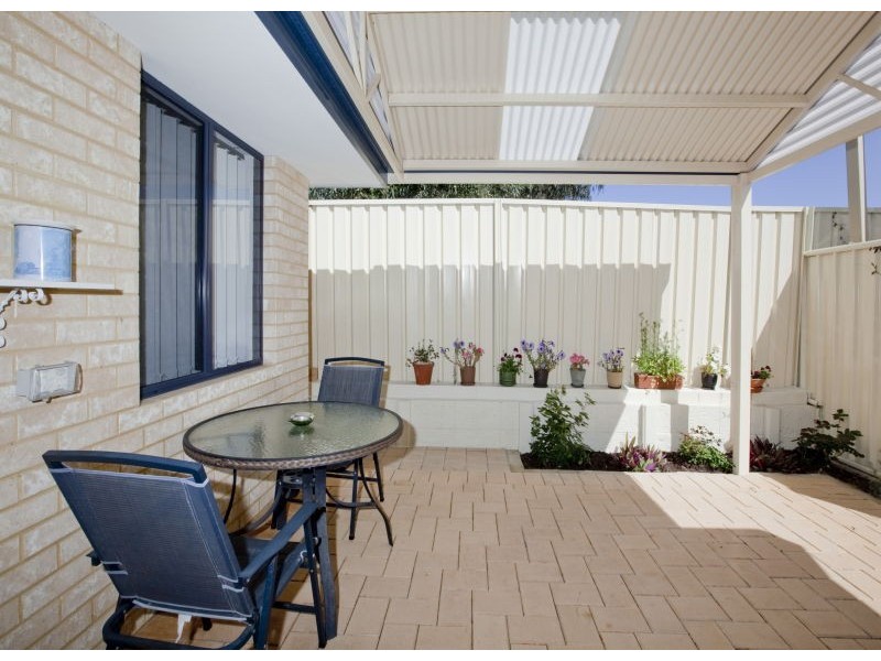 4/9 Sefton Place, Landsdale WA 6065