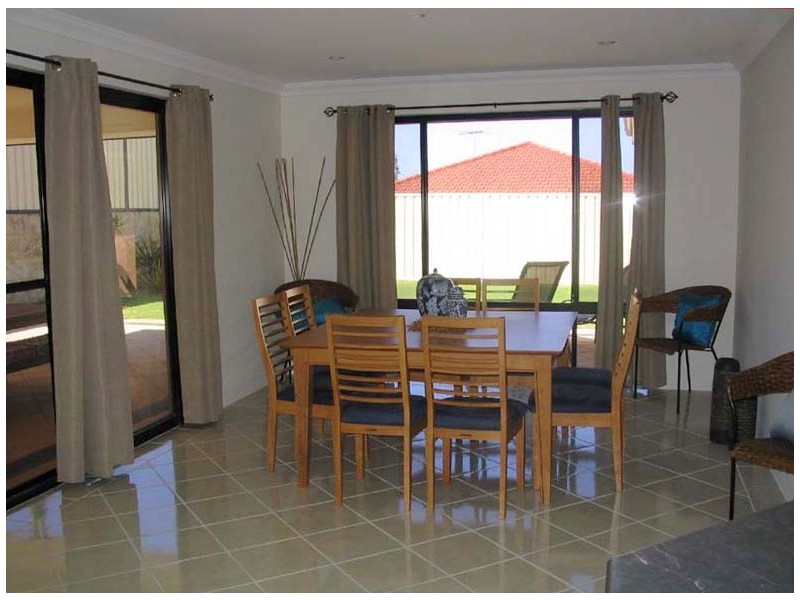 4 Karrivale Court, Pearsall WA 6065
