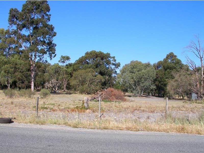 422 De Haer Road, Wandi WA 6167