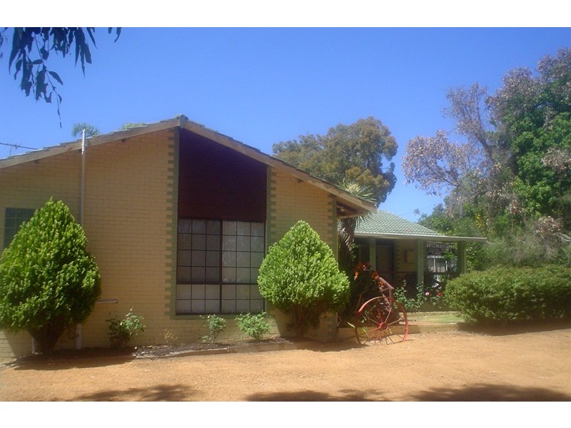 52 Elmore Street, Mount Helena WA 6082