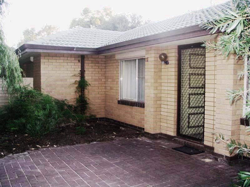 4 Dobell Street, Huntingdale WA 6110