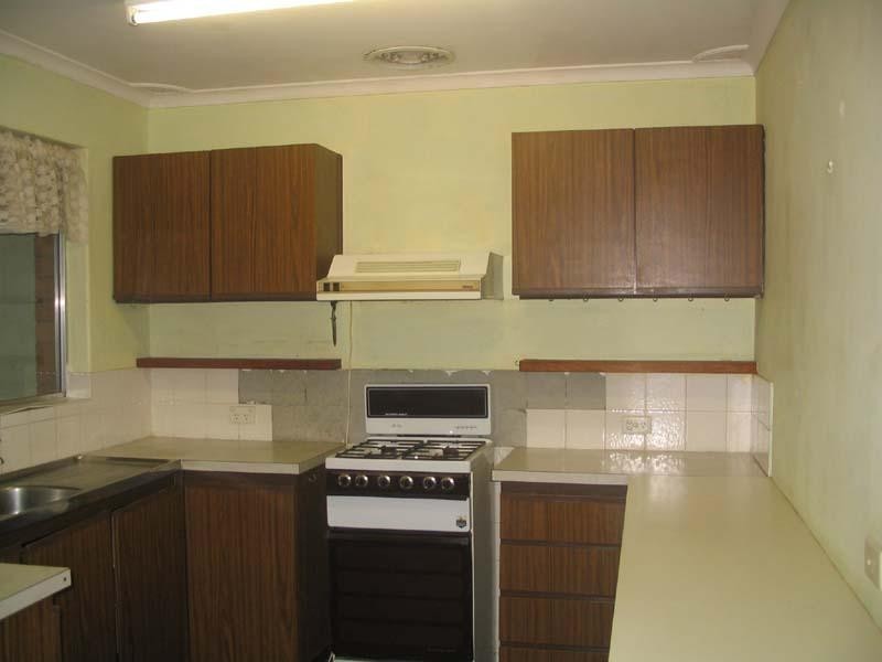 4 Dobell Street, Huntingdale WA 6110