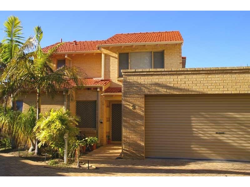 3/1 Birdwood Road, Melville WA 6156