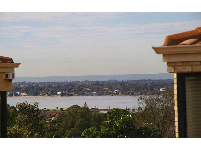 3/1 Birdwood Road, Melville WA 6156