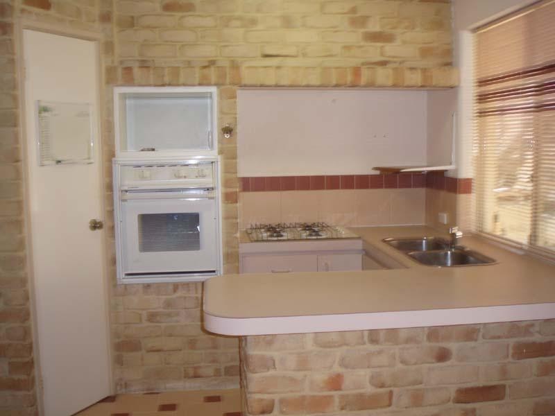 1/10 Galleon Road, Beldon WA 6027