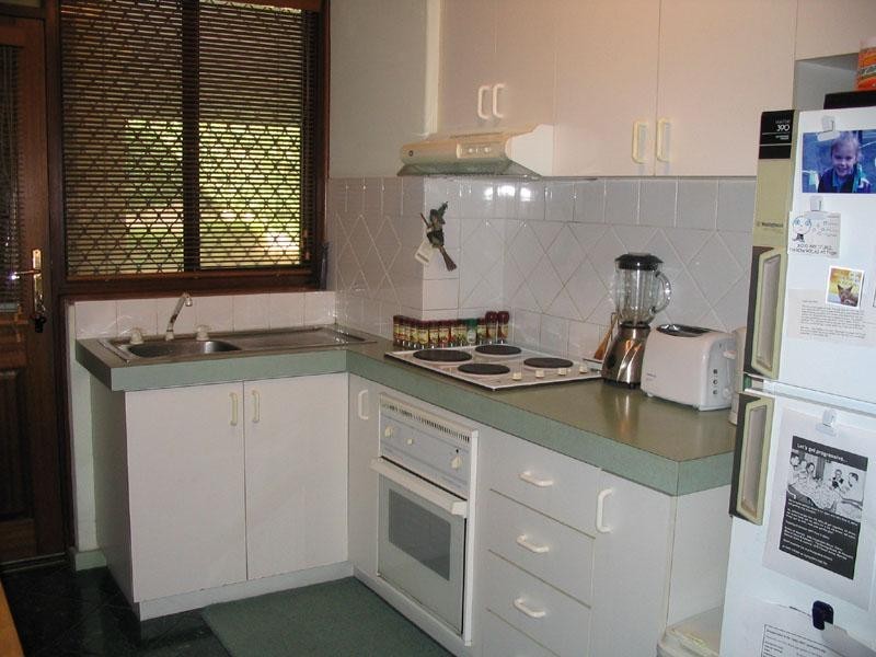 4/1 Cale Street, Como WA 6152