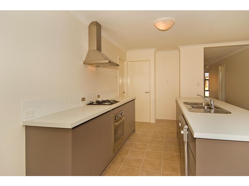 210 Giglia Drive, Sinagra WA 6065