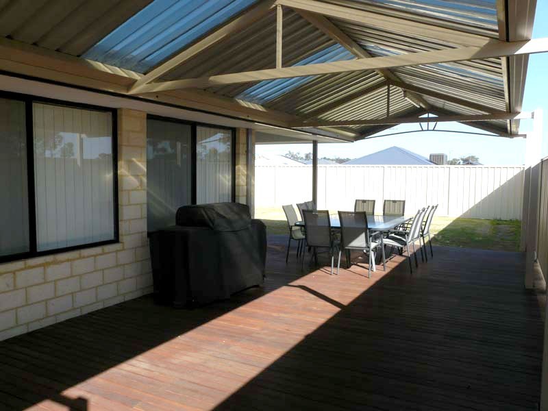 18 Edgecumbe Terrace, Baldivis WA 6171