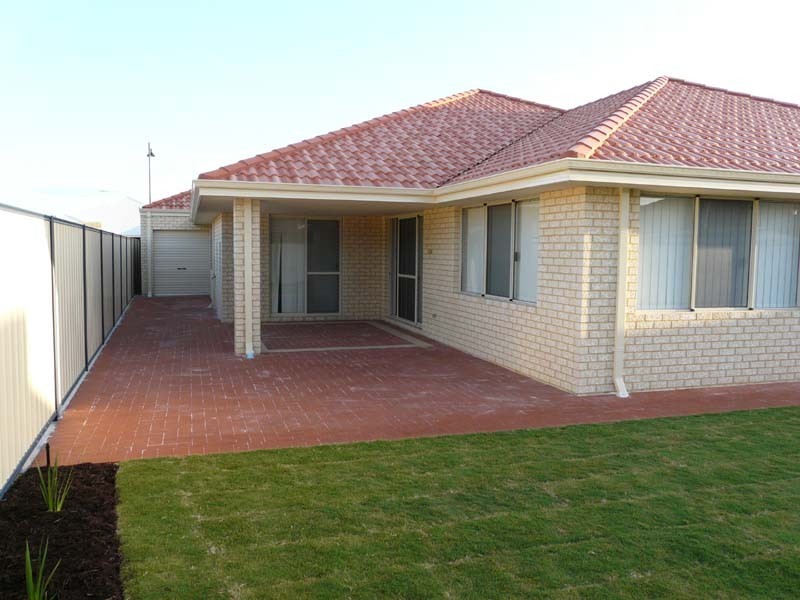 29 St Joseph Fairway, Success WA 6164