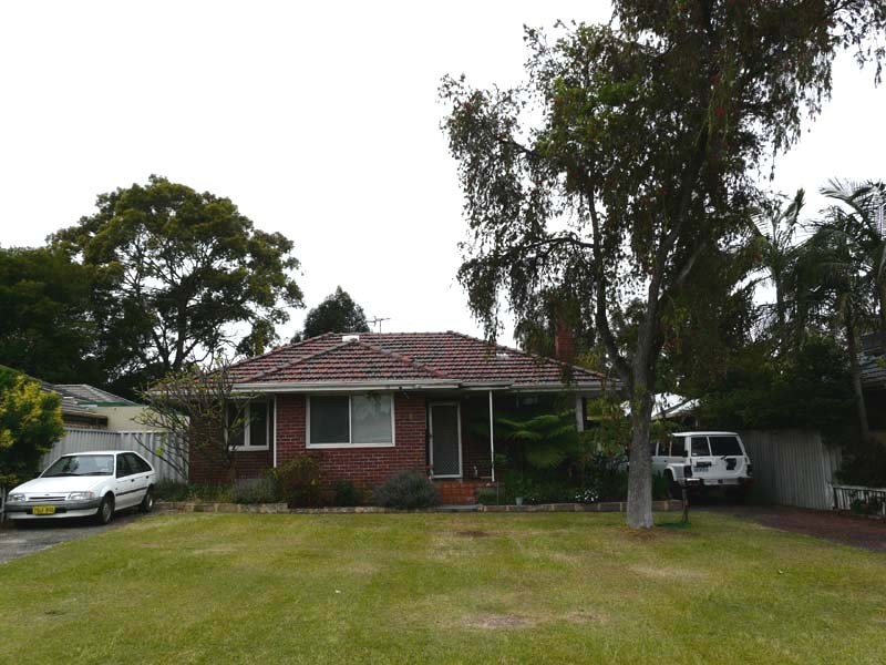 8 Coulson Street, Wilson WA 6107
