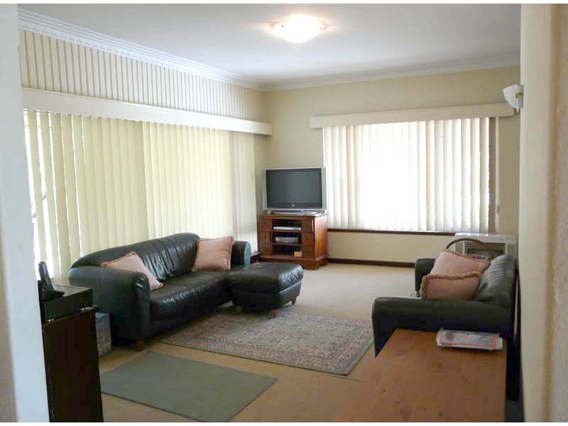 19 Noongah Road, Nollamara WA 6061