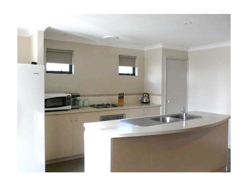 519 Rockingham Road, Munster WA 6166