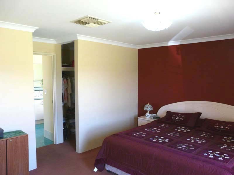 31 Coulthard Crescent, Canning Vale WA 6155