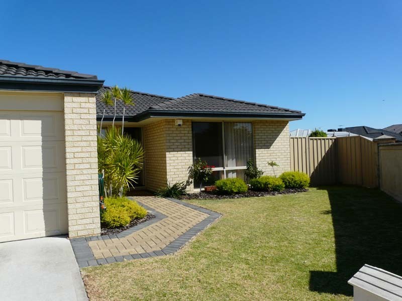 1 Greenland Blvd, Canning Vale WA 6155