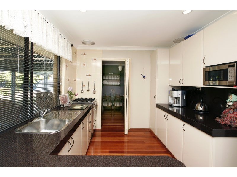 7 Compass Place, Waikiki WA 6169