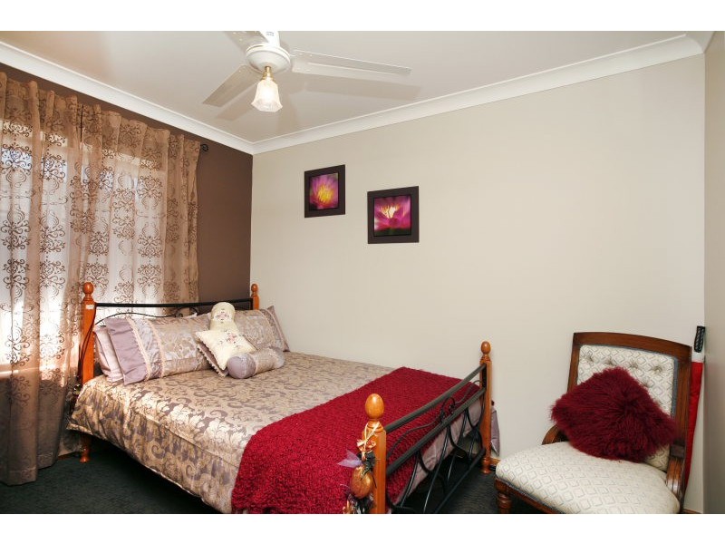 7 Compass Place, Waikiki WA 6169