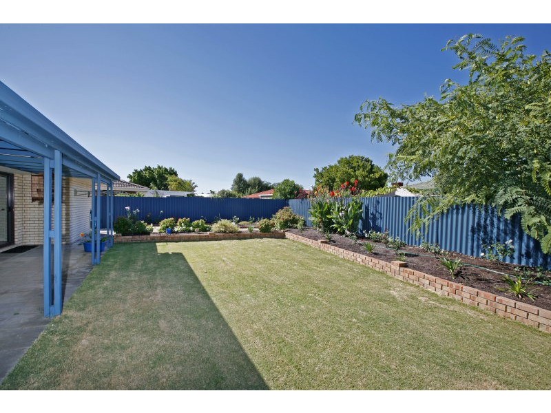 7 Compass Place, Waikiki WA 6169