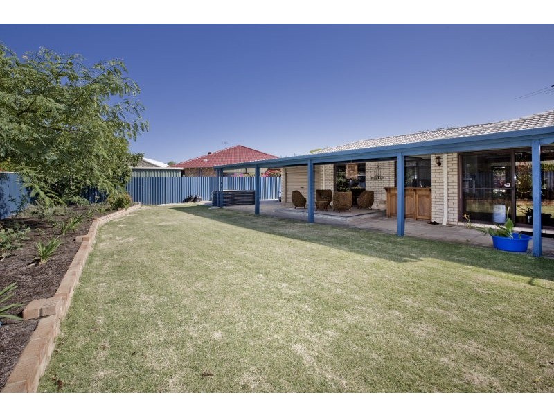 7 Compass Place, Waikiki WA 6169