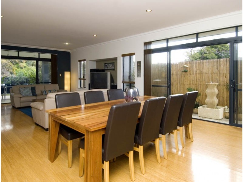 32 Strickland Road, Ardross WA 6153