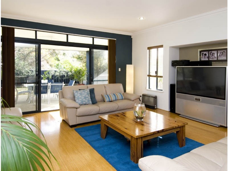 32 Strickland Road, Ardross WA 6153