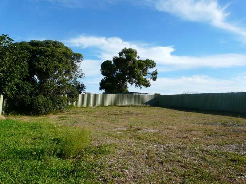 33 Recreation Road, Hamilton Hill WA 6163