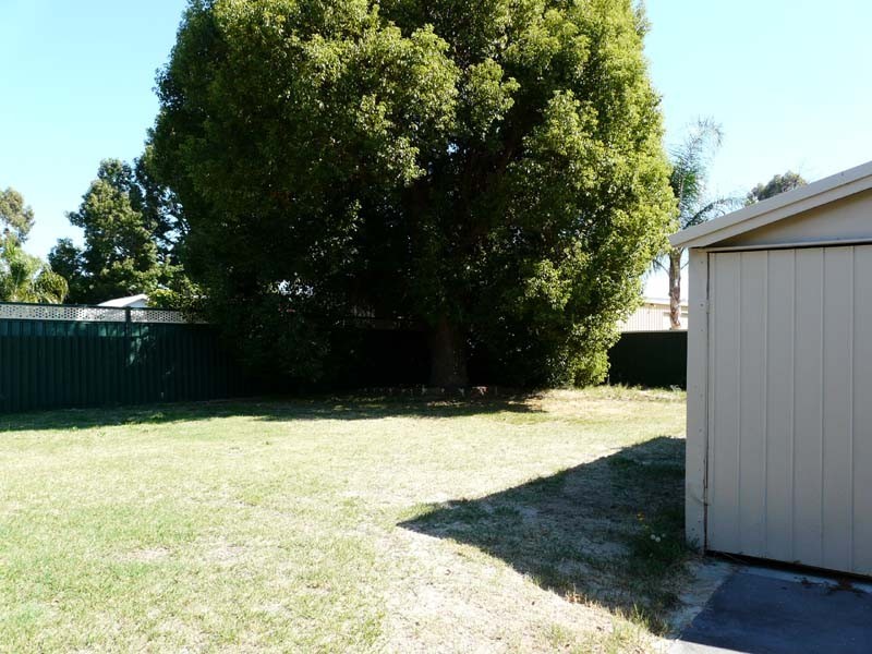 15 Harry Street, Gosnells WA 6110