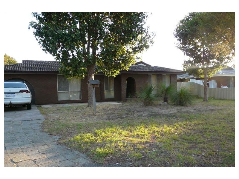 14 Warrina Place, Armadale WA 6112