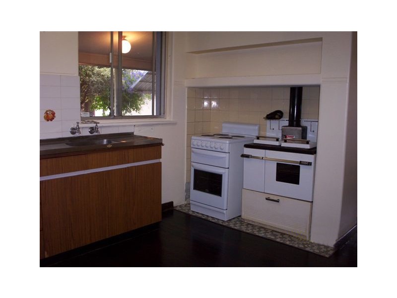 23 John Street, Midland WA 6056