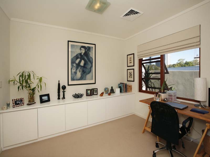 9/2 Davies St, Northbridge WA 6003